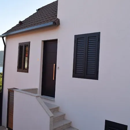 Casa Cuartel Jaktstuga *