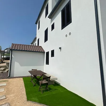 Casa Cuartel Redondela