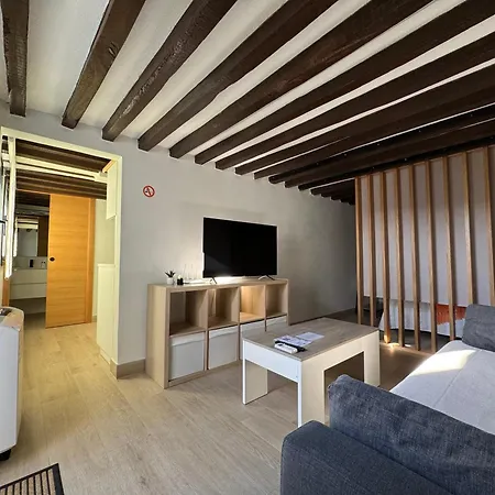 Casa Cuartel 山林小屋 雷东德拉