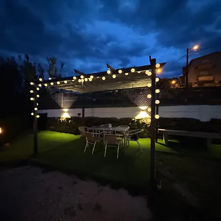 Casa Cuartel * 雷东德拉